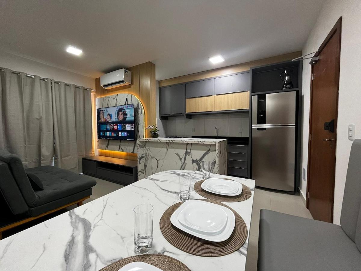 Ape Completo Com Cozinha E Sala Confortavel